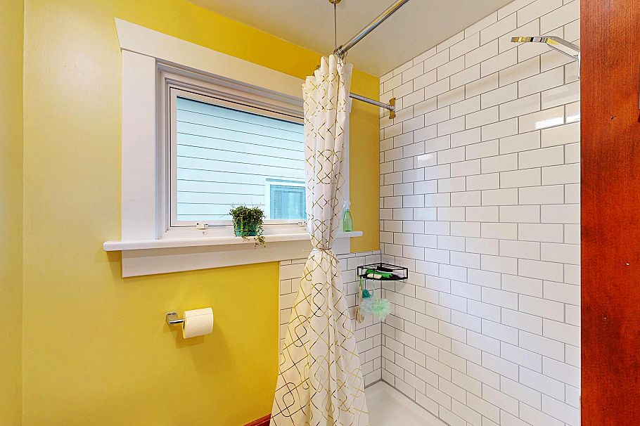 2640 Mcgill Street Vancouver, BC - 16