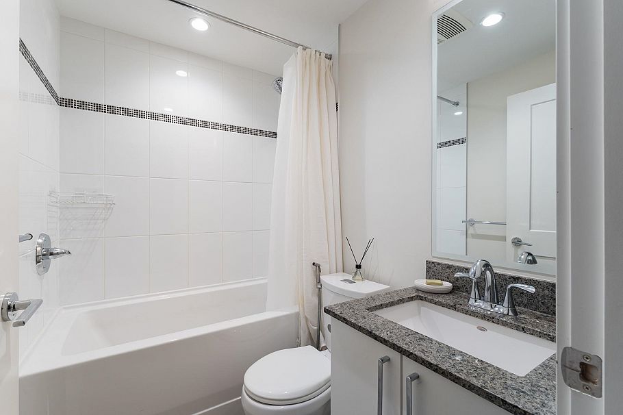 1506 1708 Ontario Street Vancouver, BC - 14