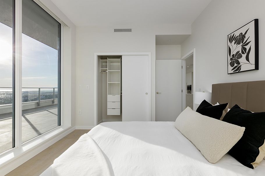 2702 7433 Cambie Street Vancouver, BC - 16