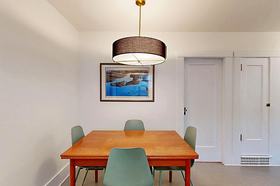 2640 Mcgill Street Vancouver, BC - 4