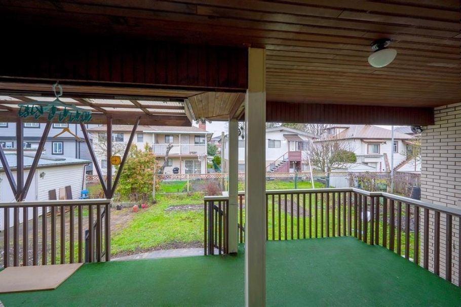 753 E 55th Avenue Vancouver, BC - 19