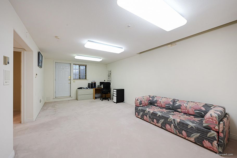 2908 W 30th Avenue Vancouver, BC - 32