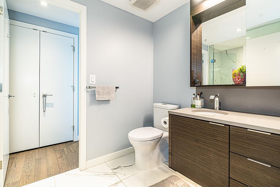 1106 1688 Pullman Porter Street Vancouver, BC - 23