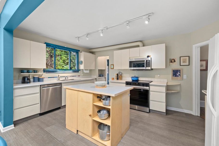 1926 Aspen Avenue Vancouver, BC - 13