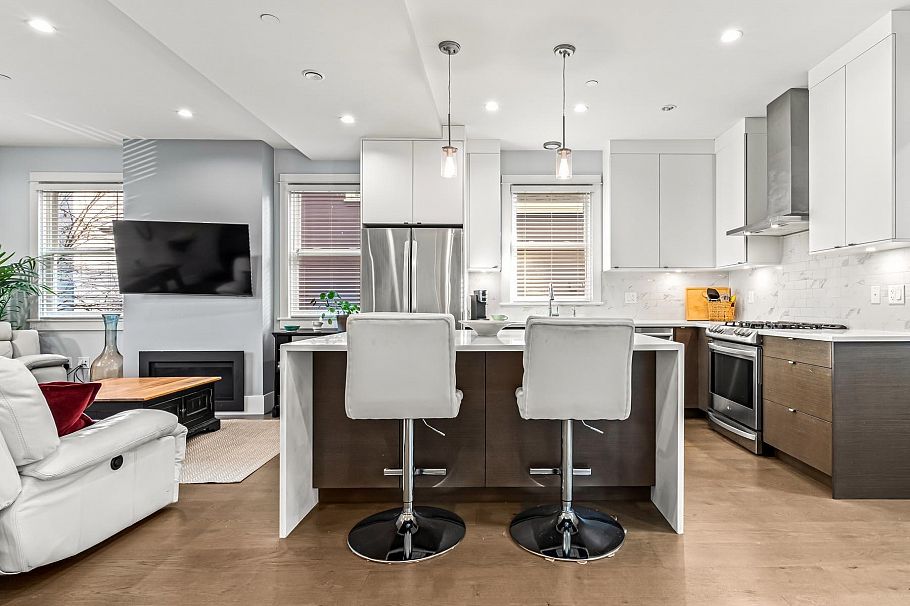 437 Vernon Drive Vancouver, BC - 12