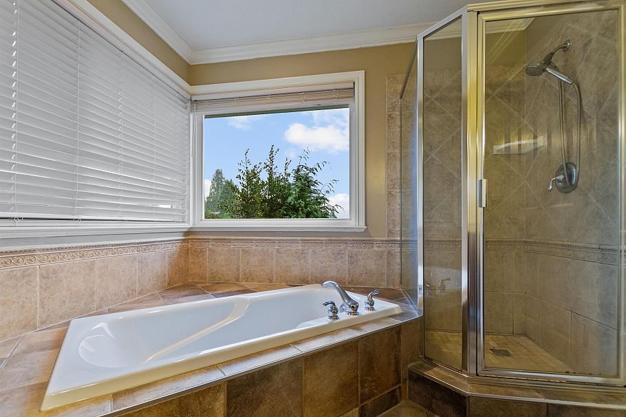 3782 Lonsdale Avenue North Vancouver, BC - 15