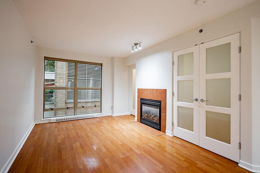 311 819 Hamilton Street Vancouver, BC - 6