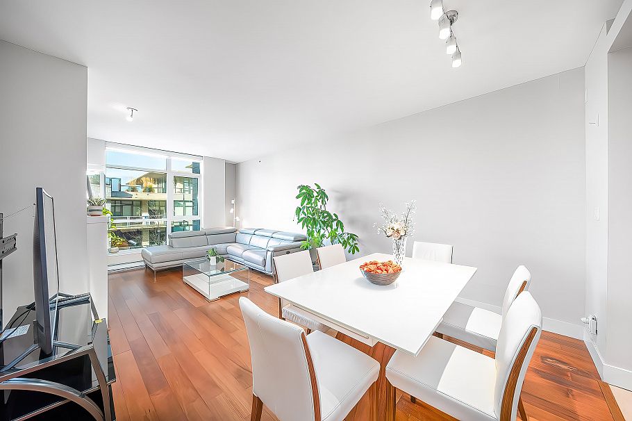 404 6080 Iona Drive Vancouver, BC - 2