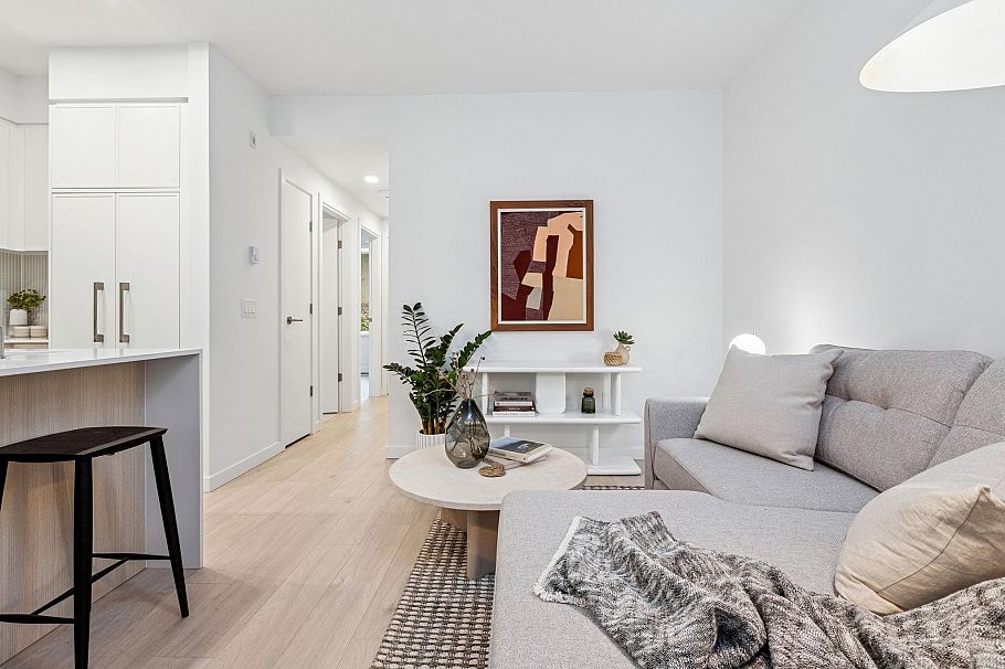 109 948 Lytton Street North Vancouver, BC - 4