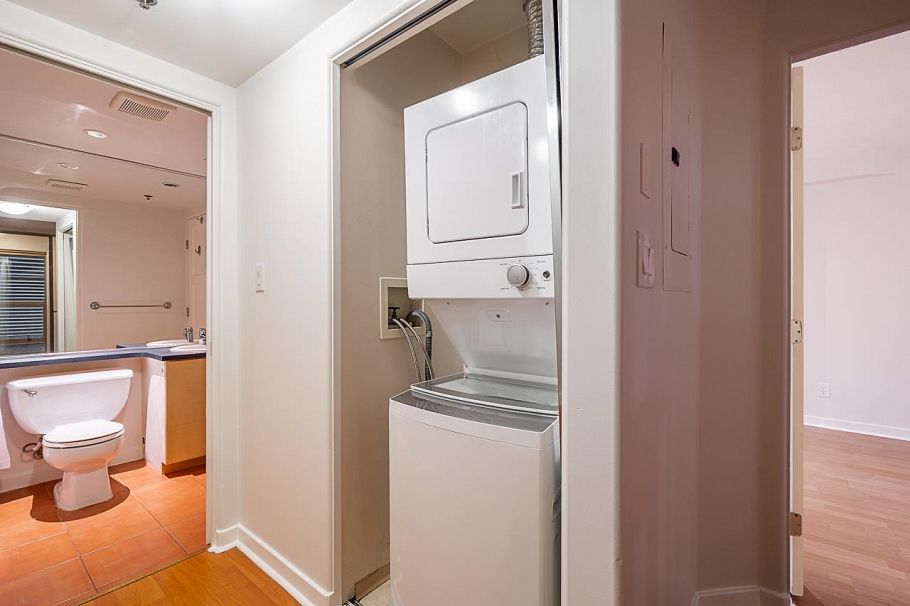 311 819 Hamilton Street Vancouver, BC - 27