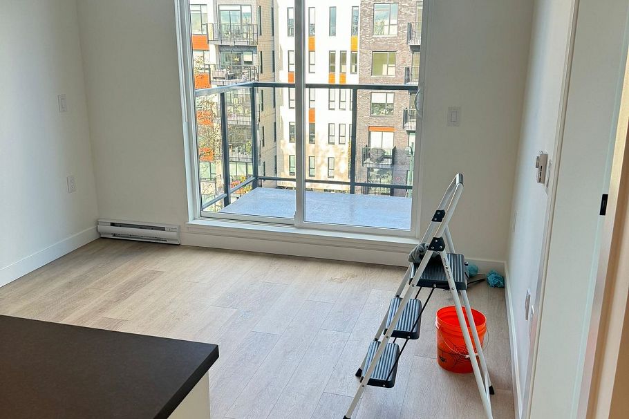 504 2268 E Broadway Street Vancouver, BC - 4