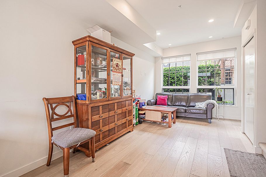 7903 Oak Street Vancouver, BC - 14