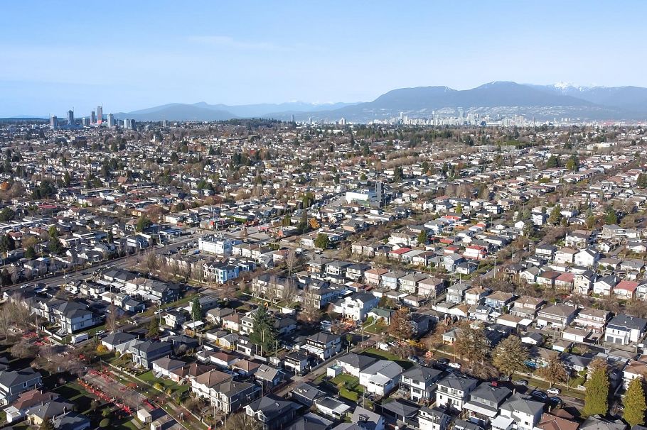 1563 E 58th Avenue Vancouver, BC - 8