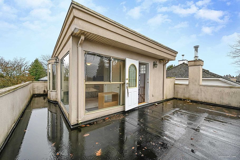 2908 W 30th Avenue Vancouver, BC - 24