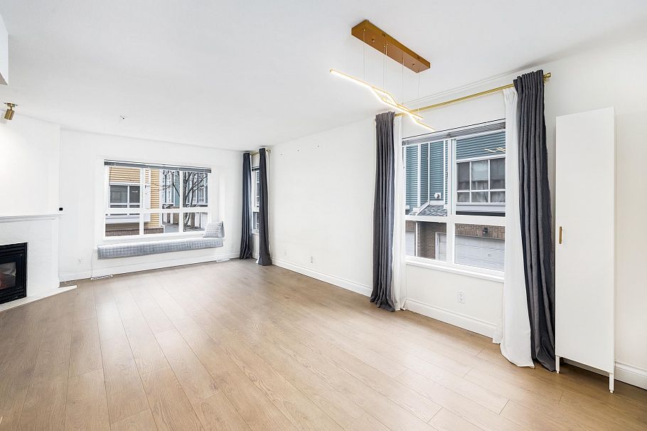 8431 JELLICOE STREET, Vancouver BC V5S 2J4 Vancouver, BC - 2