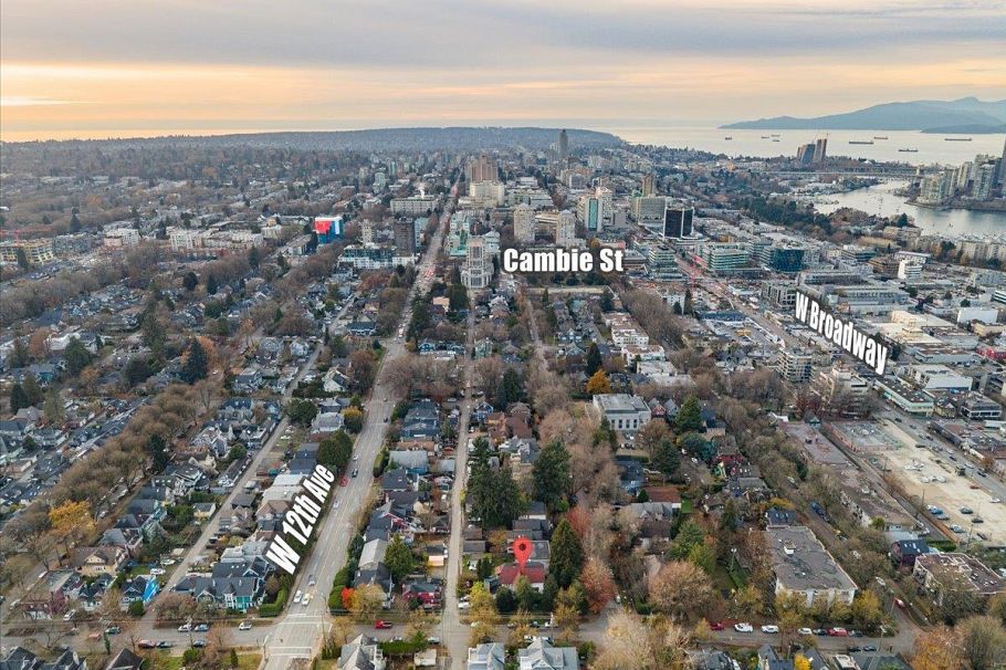 104 W 11th Avenue Vancouver, BC - 12