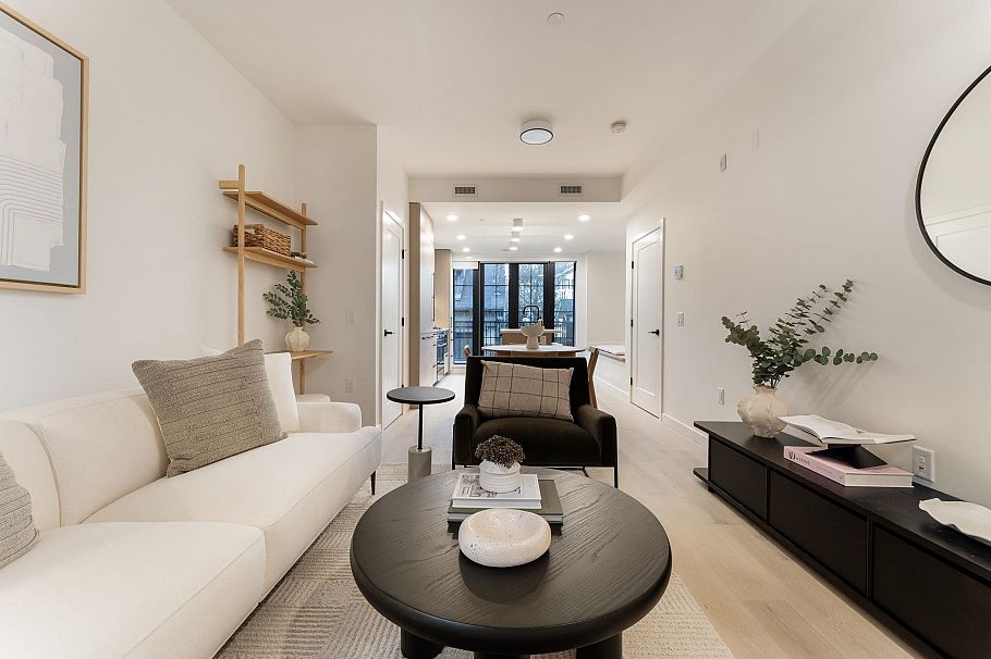 197 W King Edward Ave Street Vancouver, BC - 11