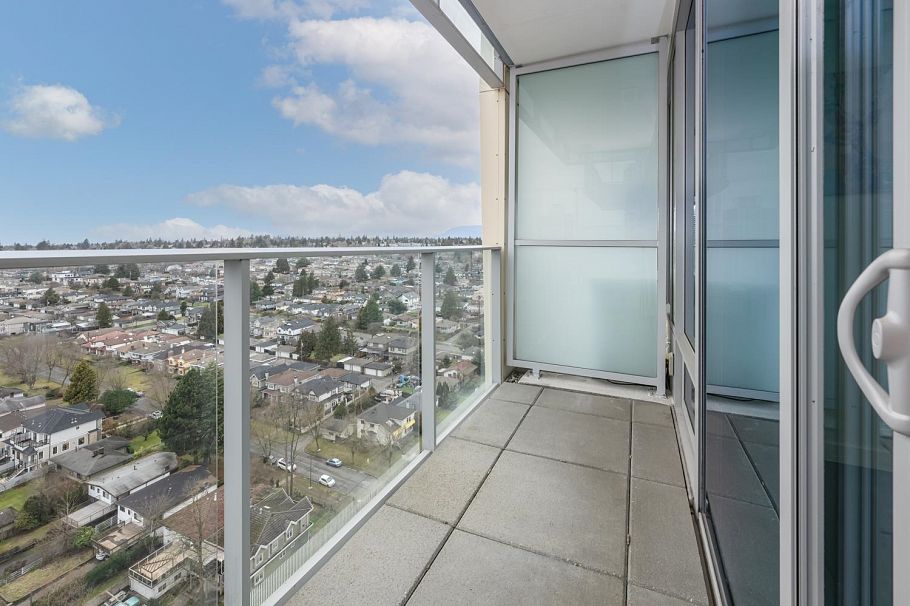 2406 8031 Nunavut Lane Vancouver, BC - 13