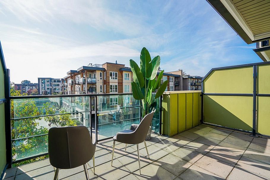 76 728 W 14th Street North Vancouver, BC - 29