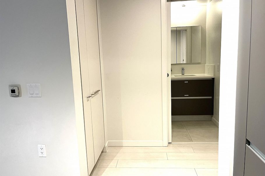 911 180 E 2ND AVENUE, Vancouver BC V5T 0K4 Vancouver, BC - 10