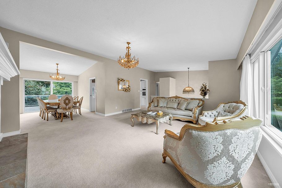 3566 Regent Avenue North Vancouver, BC - 15