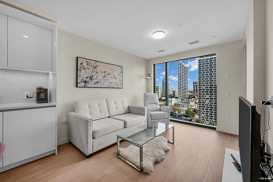 1601 5987 Wilson Avenue Burnaby, BC - 3