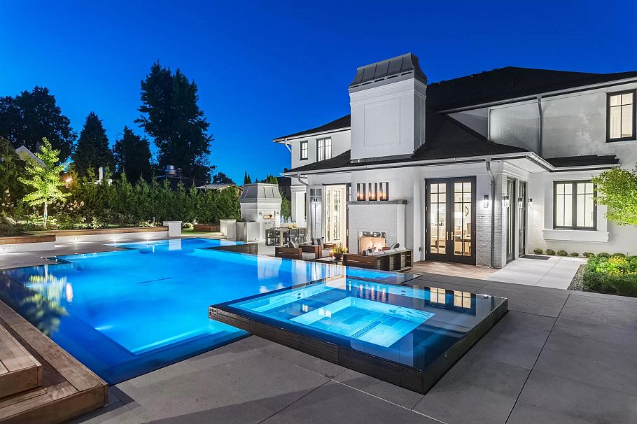 1126 Wolfe Avenue Vancouver, BC - 1