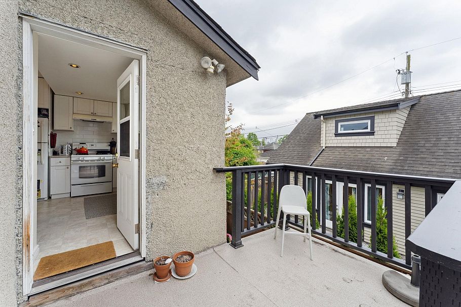 2846 Trinity Street Vancouver, BC - 11