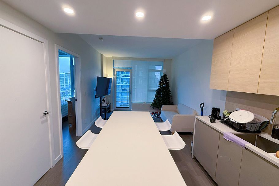 2009 2108 Gilmore Avenue Burnaby, BC - 3