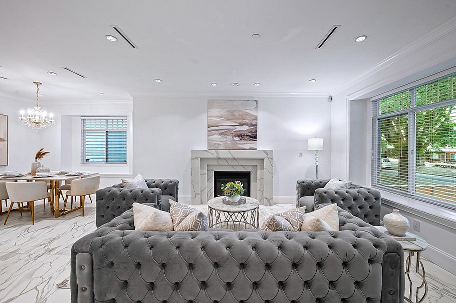 3941 W 19th Avenue Vancouver, BC - 4