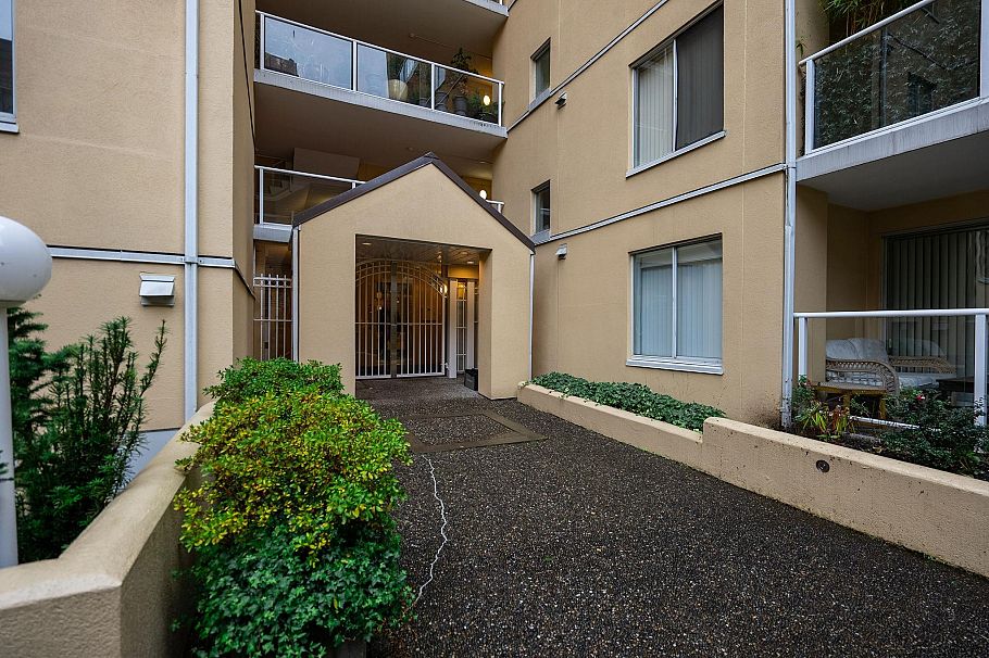 302 1263 Barclay Street Vancouver, BC - 38