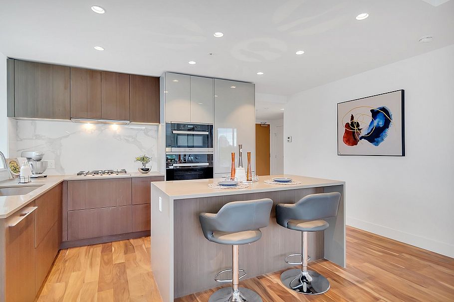 607 1632 Lions Gate Lane North Vancouver, BC - 7