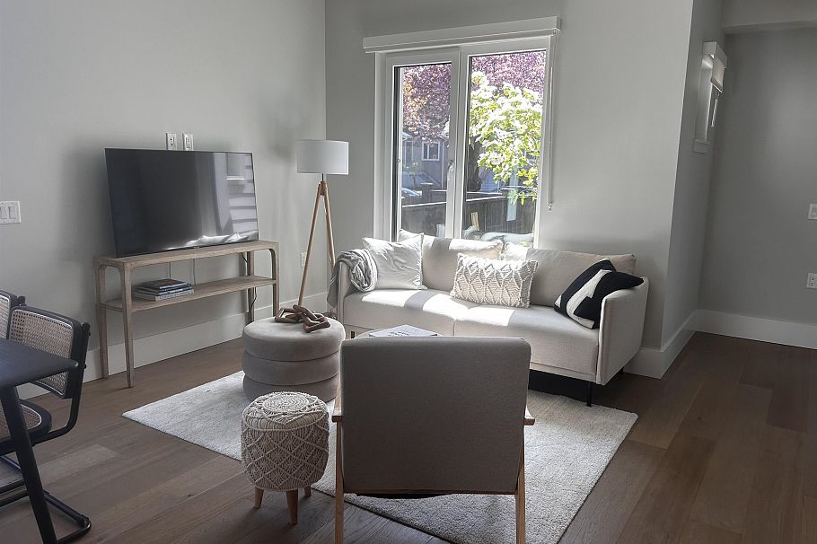 1341 E 21st Avenue Vancouver, BC - 17