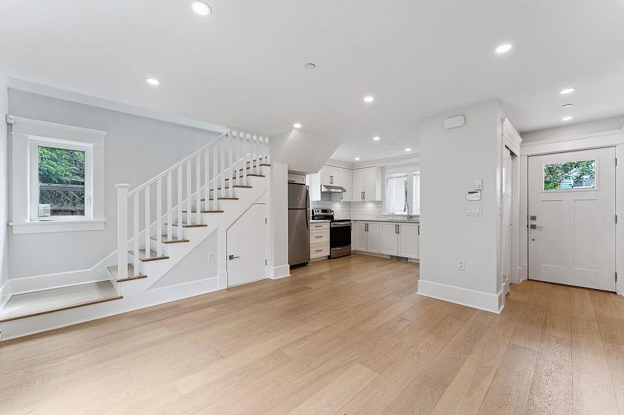 2846 Trinity Street Vancouver, BC - 21