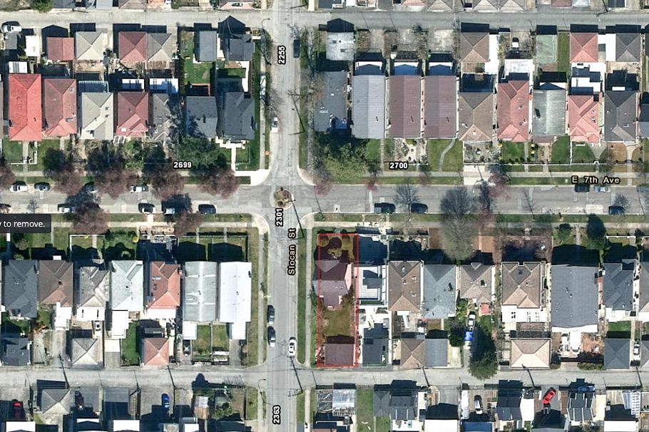 2704 E 7th Avenue Vancouver, BC - 2