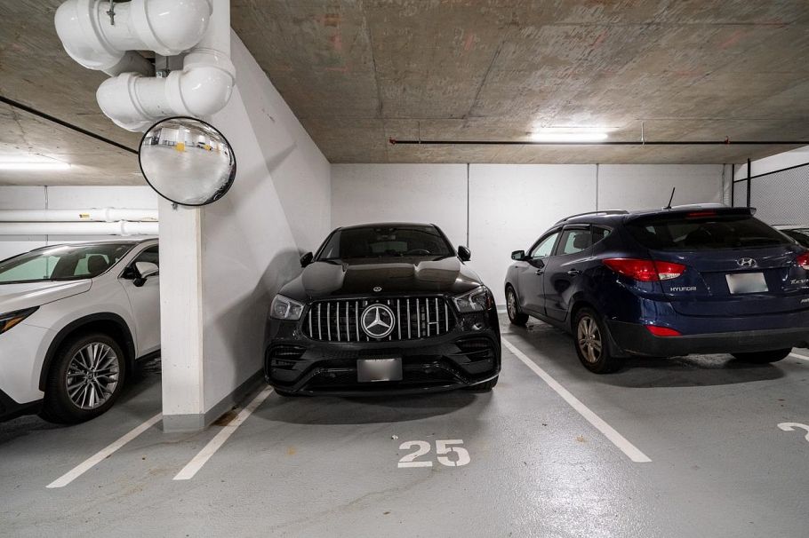 303 2375 Emery Court North Vancouver, BC - 33