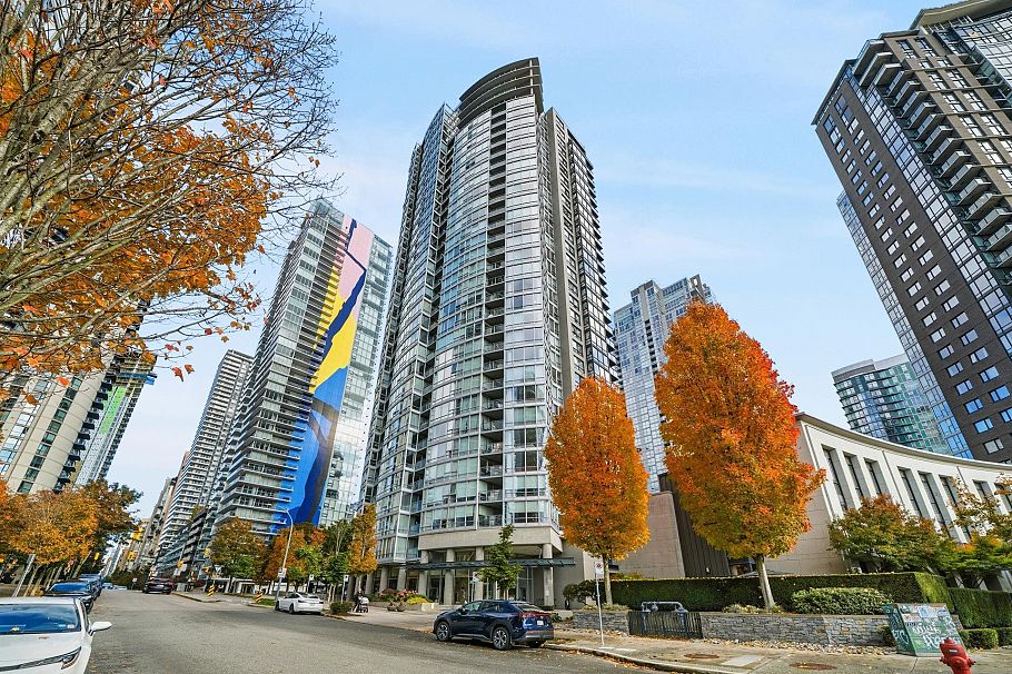 906 1438 Richards Street Vancouver, BC - 26
