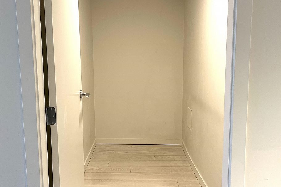 911 180 E 2ND AVENUE, Vancouver BC V5T 0K4 Vancouver, BC - 8