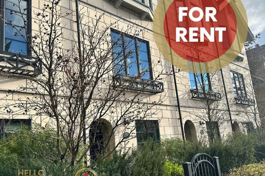 4354 KNIGHT STREET, Vancouver BC V5N 3M5 Vancouver, BC - 1