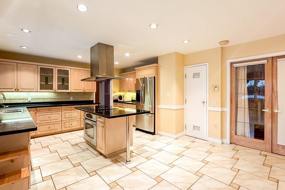 3522 SW Marine Drive Vancouver, BC - 11