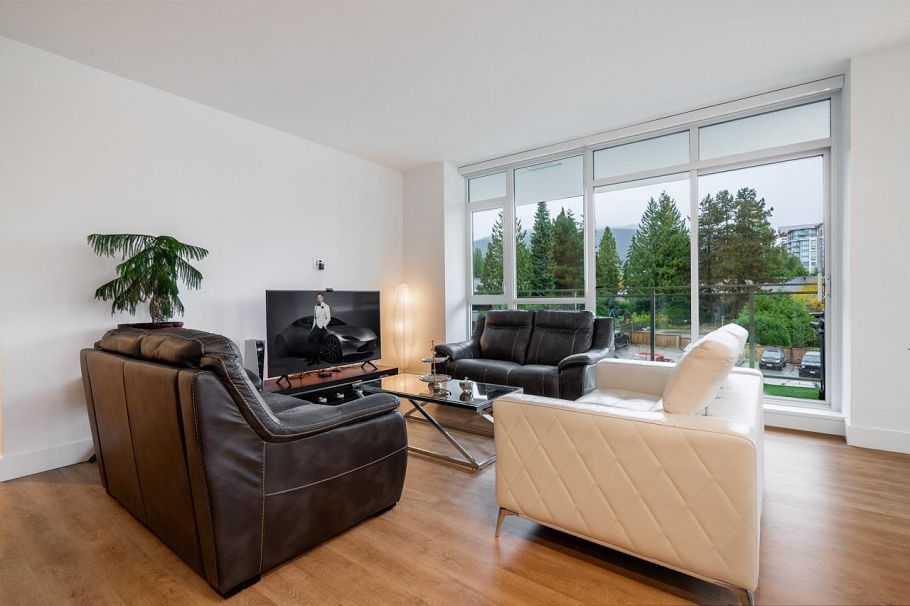 303 2375 Emery Court North Vancouver, BC - 14