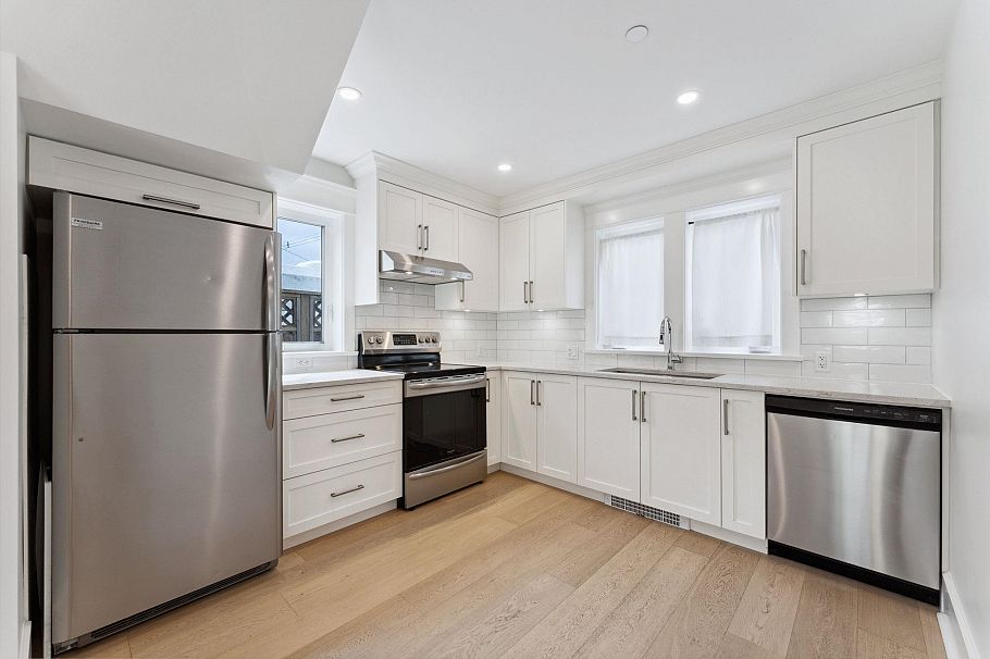 2846 Trinity Street Vancouver, BC - 24