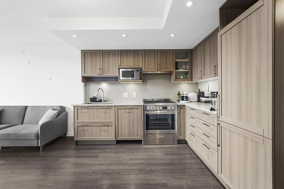 910 5470 Ormidale Street Vancouver, BC - 6