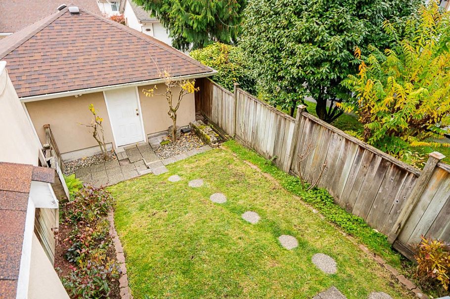 323 E Keith Road North Vancouver, BC - 12