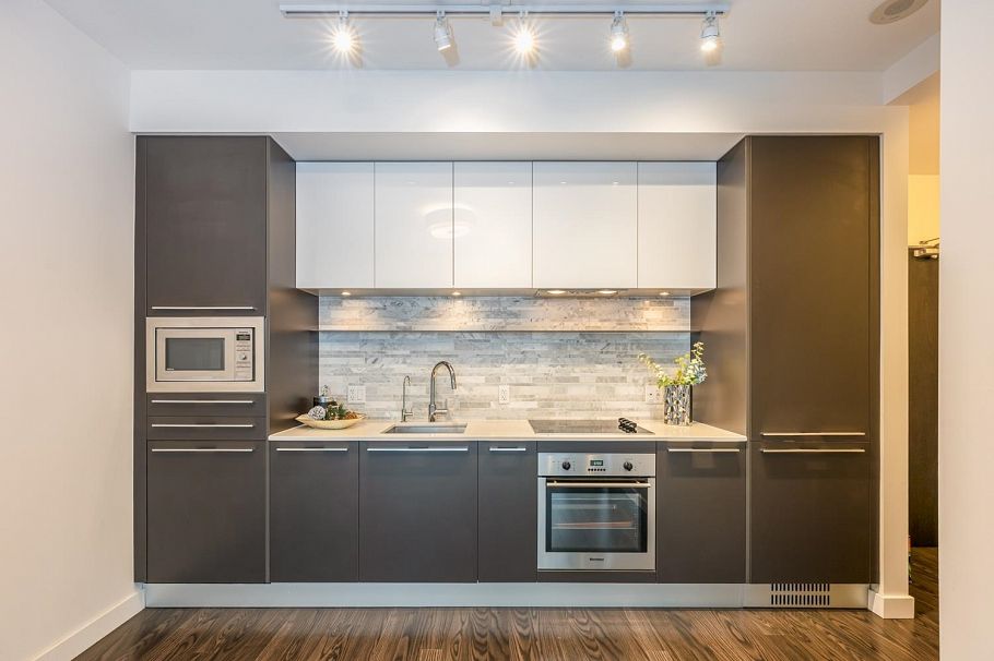 2406 8031 Nunavut Lane Vancouver, BC - 2