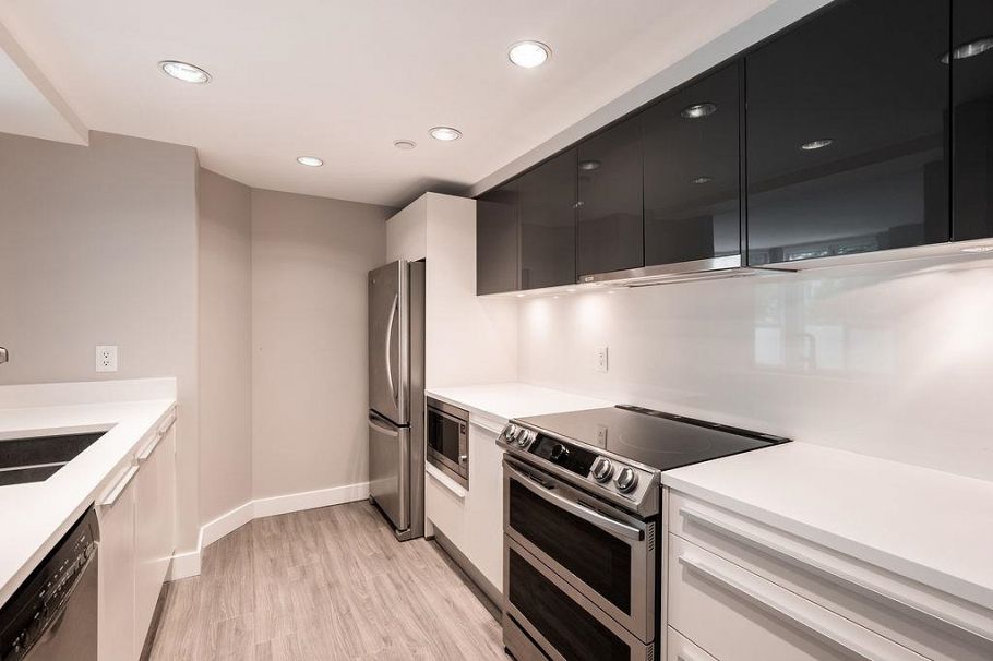 202 1323 Homer Street Vancouver, BC - 2