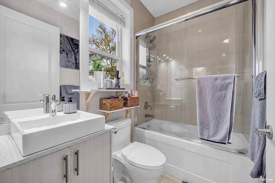 4770 Lanark Street Vancouver, BC - 31