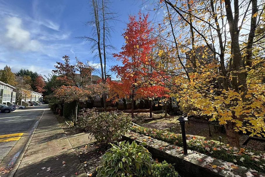 8410 Keystone Street Vancouver, BC - 1