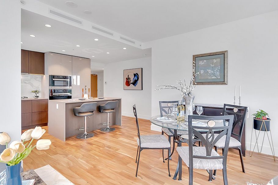 607 1632 Lions Gate Lane North Vancouver, BC - 11