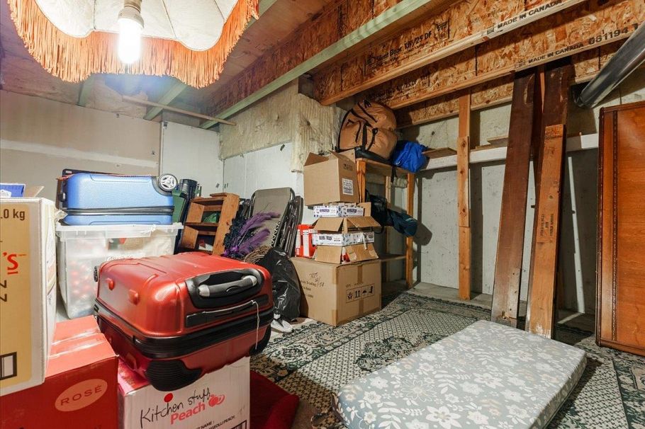 5 3588 Whitney Place Vancouver, BC - 28